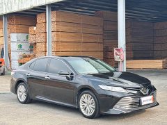Toyota Camry 2.5G Luxury - ფოტო 3