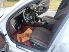 BMW 5 Series 525Li M Sport Package - ფოტო 6