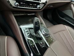 BMW 5 Series Facelift 525Li Luxury Package - ფოტო 11