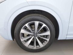 Li Auto ONE Extended Range 6-Seater - ფოტო 17