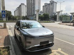 Wuling Starlight L 260km Six-Seat Premium Edition - ფოტო 3