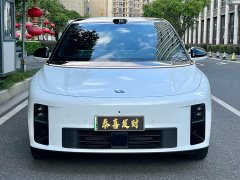 Li Auto i6 2025 Two-Wheel Drive Standard - ფოტო 4
