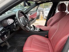 BMW 5 Series 530Li xDrive M Sport Package - ფოტო 18