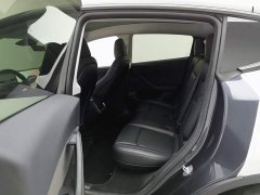 Tesla Model Y Rear-Wheel Drive - ფოტო 15