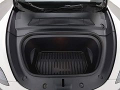 Tesla Model Y Rear-Wheel Drive - ფოტო 6