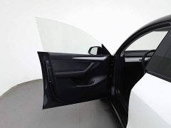 Tesla Model Y Rear-Wheel Drive - ფოტო 8