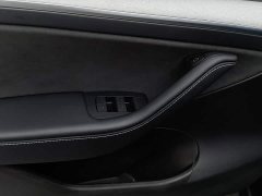 Tesla Model Y Rear-Wheel Drive - ფოტო 9