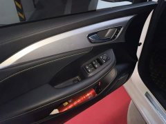 SAIC MG i6 MAX New Energy 2020 1.5T PHEV Cool Sunroof Edition - ფოტო 7