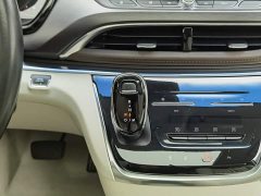 Buick GL8 Land Executive Cabin 652T Luxury - ფოტო 13
