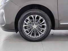 Buick GL8 Land Executive Cabin 652T Luxury - ფოტო 17