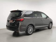 Buick GL8 Land Executive Cabin 652T Luxury - ფოტო 2