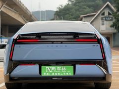 XPeng P7 702 Long Range Ultra - ფოტო 19
