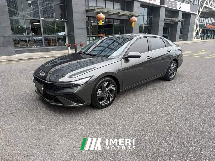 Hyundai Elantra 1.5L CVT Luxury