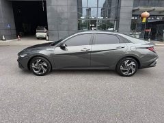 Hyundai Elantra 1.5L CVT Luxury - ფოტო 2