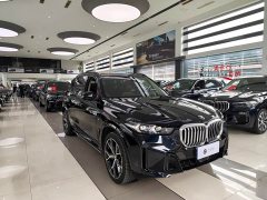 BMW X5 2023 xDrive 30Li M Sport Package - ფოტო 3