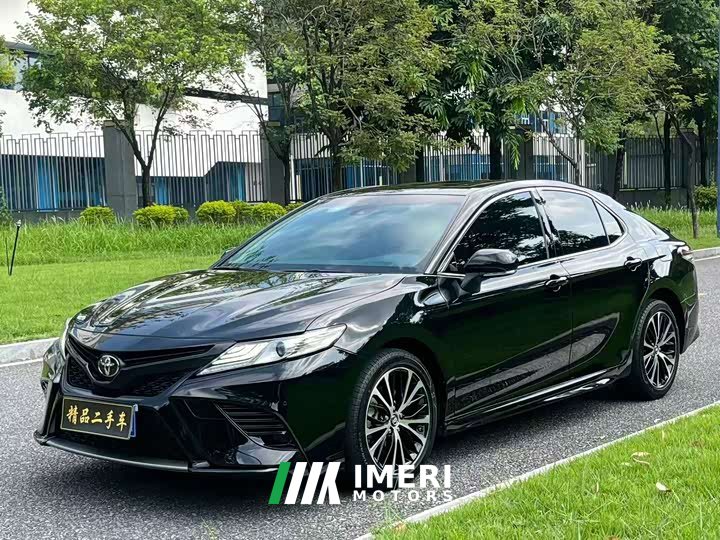 Toyota Camry 2.5S Sharp Edition