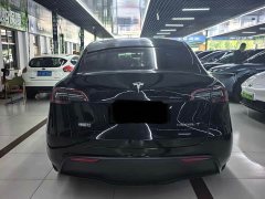Tesla Model Y Standard Range RWD - ფოტო 3