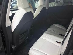Tesla Model Y Standard Range RWD - ფოტო 6