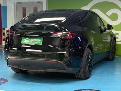 Tesla Model Y Long Range All-Wheel Drive - ფოტო 16