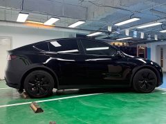 Tesla Model Y Long Range All-Wheel Drive - ფოტო 6
