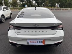 Hyundai Elantra 1.5L CVT Luxury - ფოტო 12