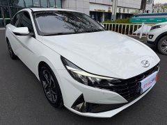 Hyundai Elantra 1.5L CVT Luxury - ფოტო 3