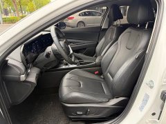 Hyundai Elantra 1.5L CVT Luxury - ფოტო 6