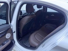 BMW 1 Series 120i M Sport Night Edition - ფოტო 10