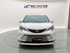 Toyota Sienna 2.5L Hybrid Platinum Edition - ფოტო 2