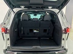 Toyota Sienna 2.5L Hybrid Platinum Edition - ფოტო 20