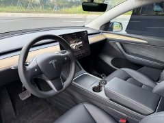 Tesla Model Y Rear-Wheel Drive - ფოტო 5