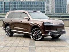 AITO M9 Extended Range Ultra 6-Seater - ფოტო 1