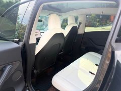 Tesla Model Y Rear-Wheel Drive - ფოტო 5