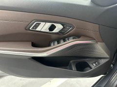 BMW 3 Series 325Li M Sport Package - ფოტო 6