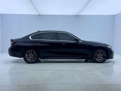 BMW 3 Series 320Li M Sport Package - ფოტო 9