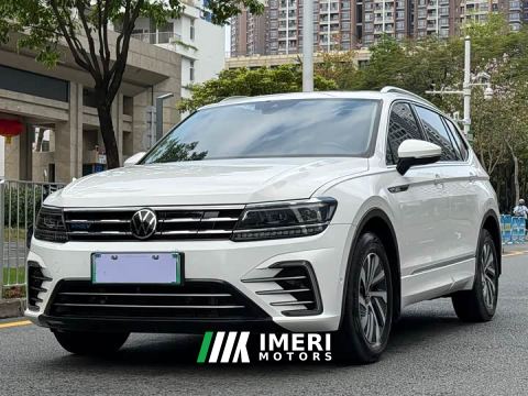 2021 Volkswagen Tiguan L Plug-in Hybrid 430PHEV Plug-in Hybrid Premier Edition