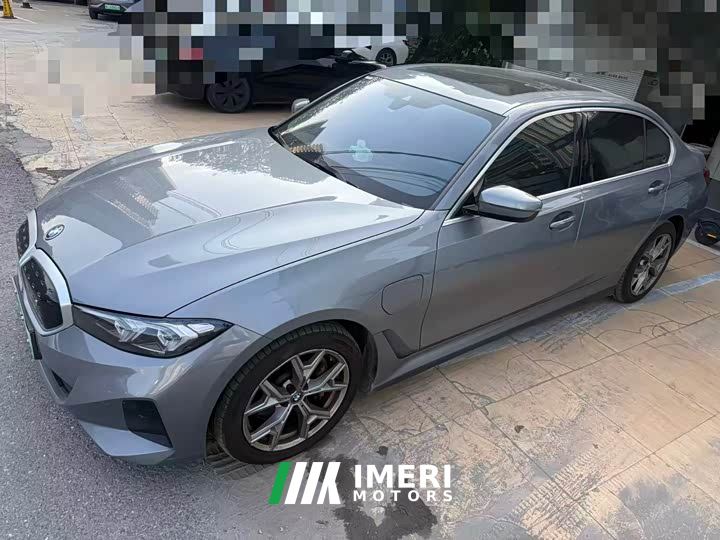 BMW i3 eDrive 35 L