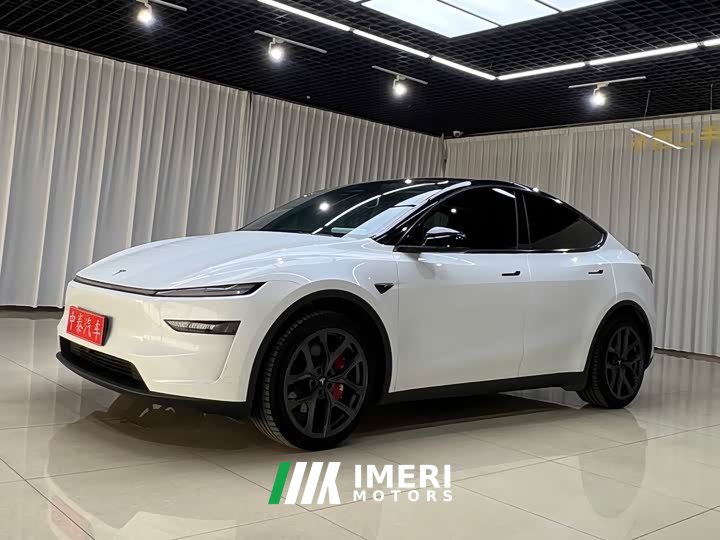Tesla Model Y Facelift Long Range All-Wheel Drive