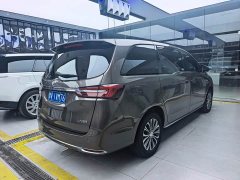 Buick GL8 2023 Land Business Class Comfort Edition - ფოტო 2