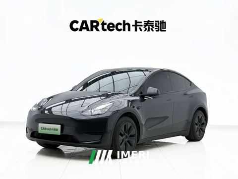 2024 Tesla Model Y Rear-Wheel Drive