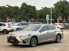 Lexus ES 2025 200 Premium Edition - ფოტო 1