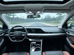 Changan Eado PLUS Blue Whale NE 1.4T GDI DCT High Performance Edition - ფოტო 4