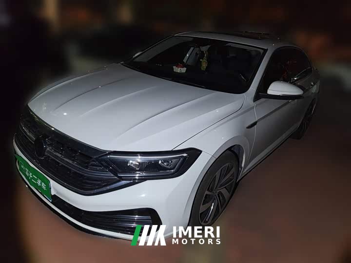 Volkswagen Sagitar 300TSI DSG Excellence Edition - ავტომობილი ჩინეთიდან