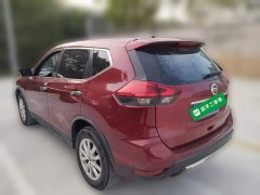 Nissan Qashqai 2.0L XL ITS 3rows CVT 2WD Edition - ფოტო 4