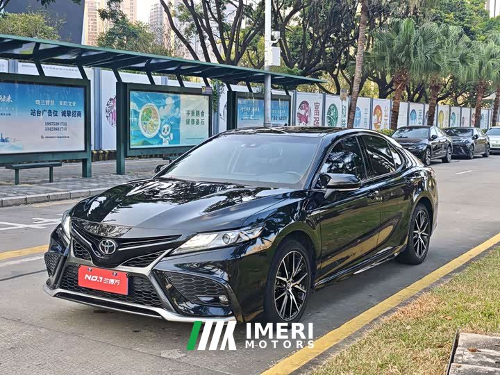 Toyota Camry 2.0S Knight Edition