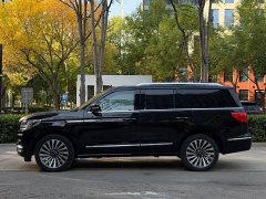 Lincoln Navigator 2020 3.5T Prestige Edition - ფოტო 4