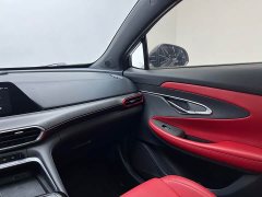 Changan UNI-T 2020 1.5T Premium - ფოტო 14