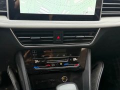 Volkswagen Tiguan L 330TSI Automatic Two-Wheel Drive Smart Enjoy Edition - фото 12