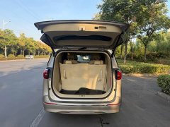 Buick GL8 ES Luxun Luxury Edition - ფოტო 5
