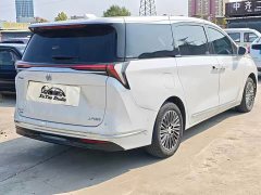 Buick GL8 New Energy Luzun Luxury Edition 6-Seater - ფოტო 6
